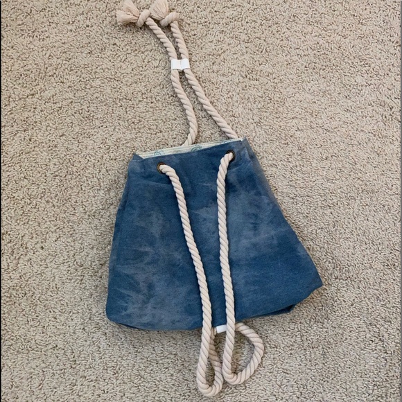 “LOVE THIS LIFE” 🏝 Super Cute Denim Backpack tote - Picture 6 of 8